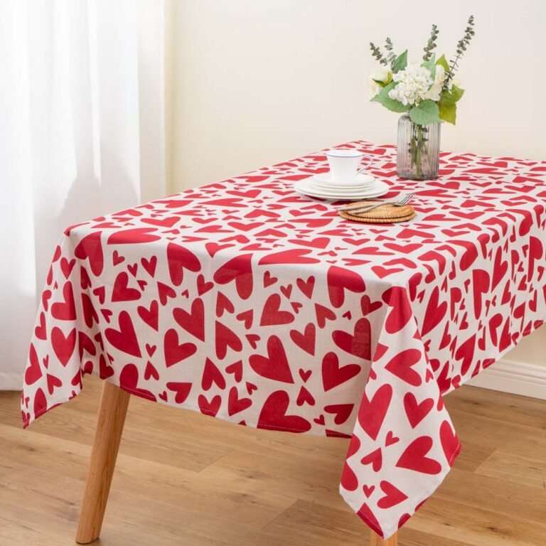 Valentine's Day Love Heart Tablecloth - Olive Home