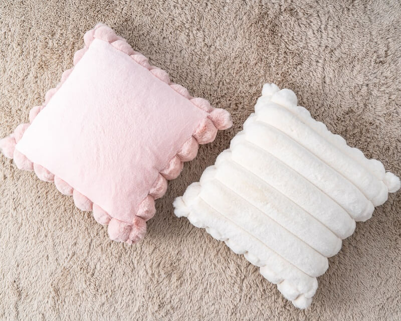 Wholesale Faux Fur Cushion Pillow 1