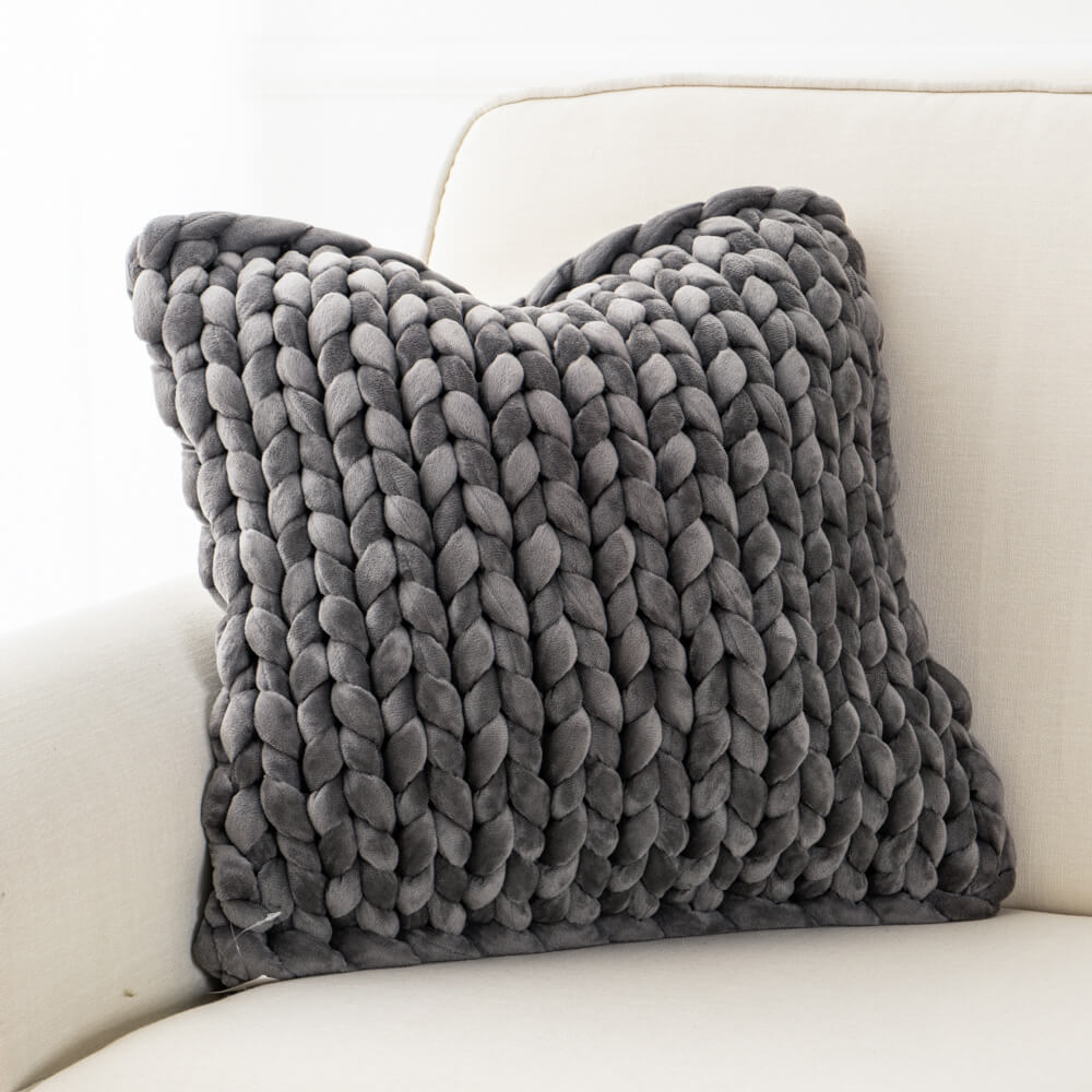 Wholesale Chunky Knitted Pillows