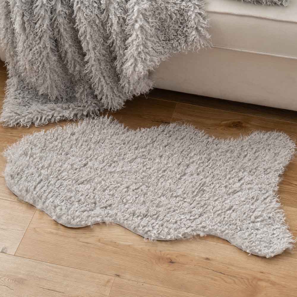 Curly Mongolian/Tibet Lambskin Fur Rug