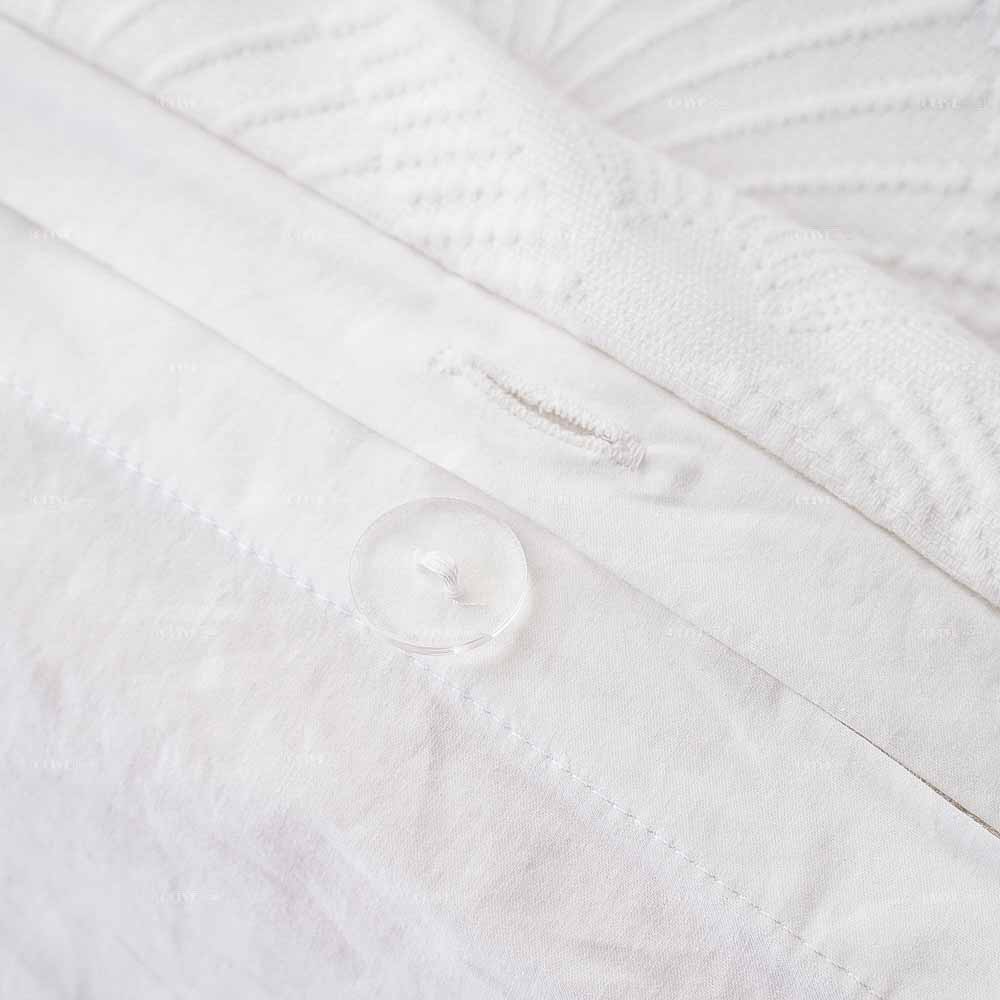 Cotton white matelasse duvet cover 10