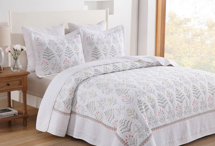 Embroidered Cotton Bedspread 4